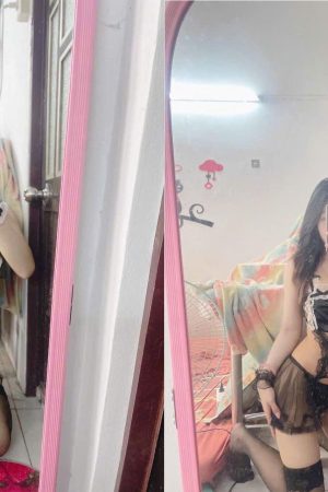 Sinh viên cho bạn cảm ơn vì được mời tham gia