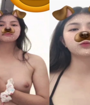 Nhớ em khoe vòng 1 gợi cảm lúc video call